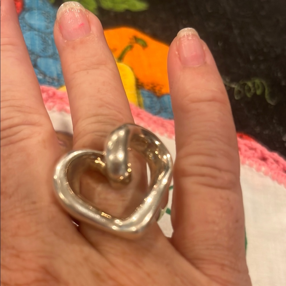 Elegant Silver Band Ring